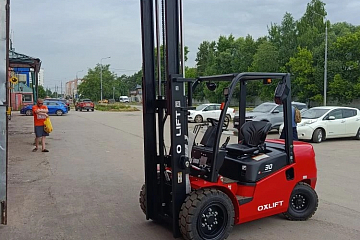 Дизельный вилочный погрузчик OXLIFT CPCD30-A2G2