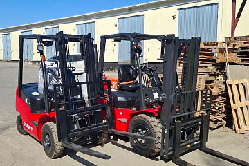 Отгрузили два дизельных погрузчика OXLIFT на склад стройматериалов в Подмосковье