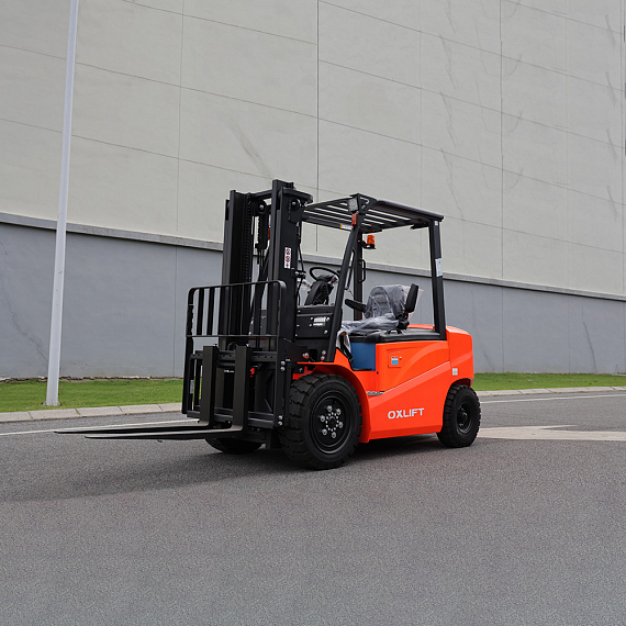 Электропогрузчик Вилочный OXLIFT RX 3045L 4500 мм 3000 кг SS FFL Li-ion Cabin