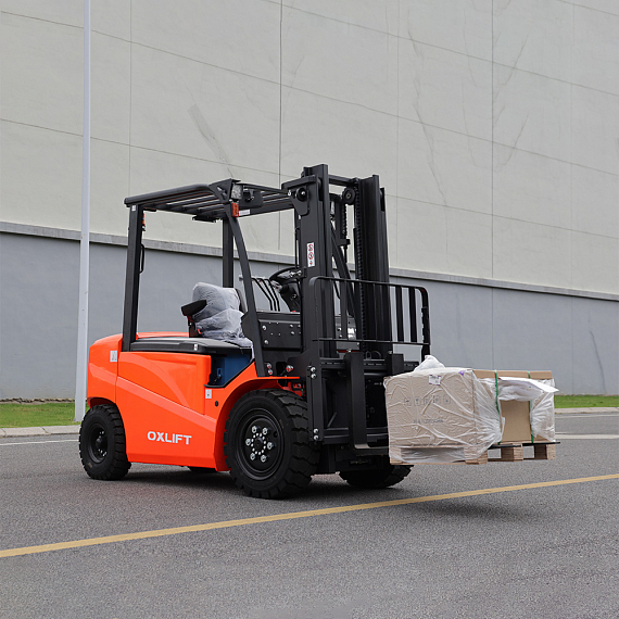 Электропогрузчик Вилочный OXLIFT RX 3045L 4500 мм 3000 кг SS FFL Li-ion Cabin